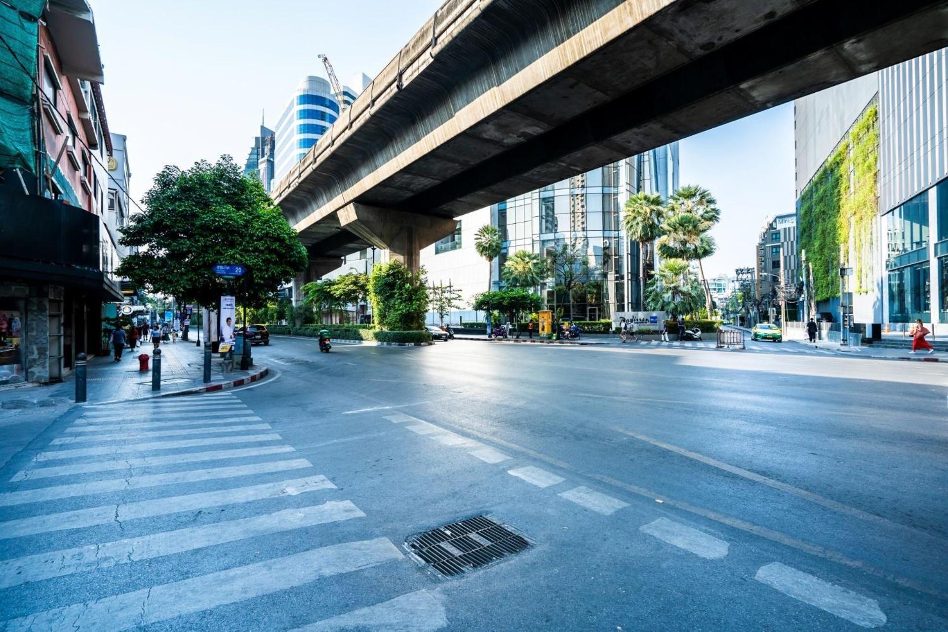 โกอินน์ สีลม - สถานีรถไฟฟ้าเซนต์หลุยส์ Go Inn Silom - Bts Saint Louis Бангкок Экстерьер фото